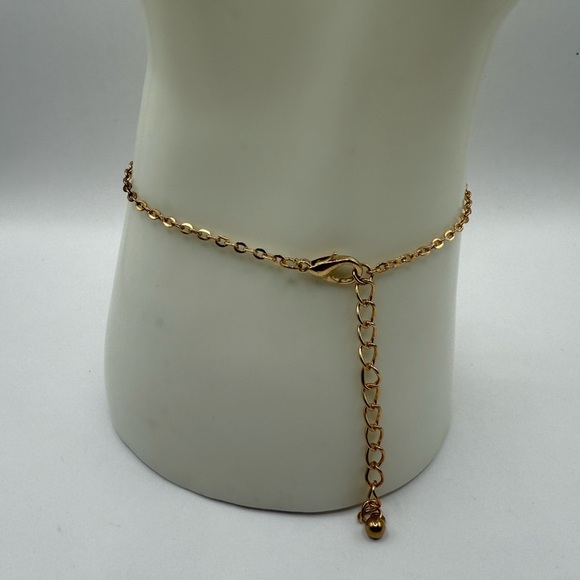 Fearless and True Arrow Gold Tone Round Snake Chain Bracelet Adjustable - Picture 5 of 7